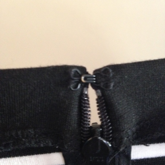 Plus Size Michael Kors Striped T-Shirt Dress - Picture 5 of 9